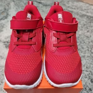 Nike Revolution 5 10C